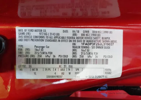 2018 Ford Focus Se z USA, uszkodzony, nr VIN 1FADP3F29JL319037